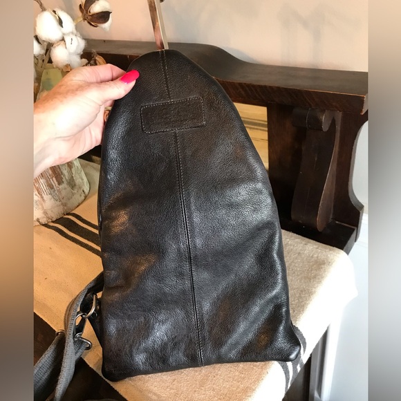 NWT Bed Stu Leather Andie Sling Backpack Black DD Retail $255 - Picture 5 of 13